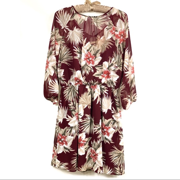 Dynamite Floral Print Boho Dress NWOT - Picture 2 of 3